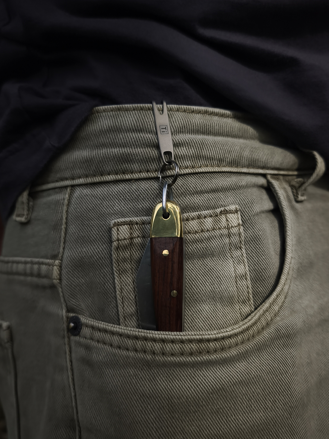 Clip de bolso de titânio para canivetes, chaveiro, equipamentos. 
