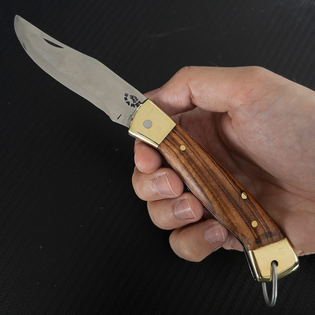 Furbem - Canivete modelo HR clássico. Cabo em madeira e lâmina forjada em aço inox